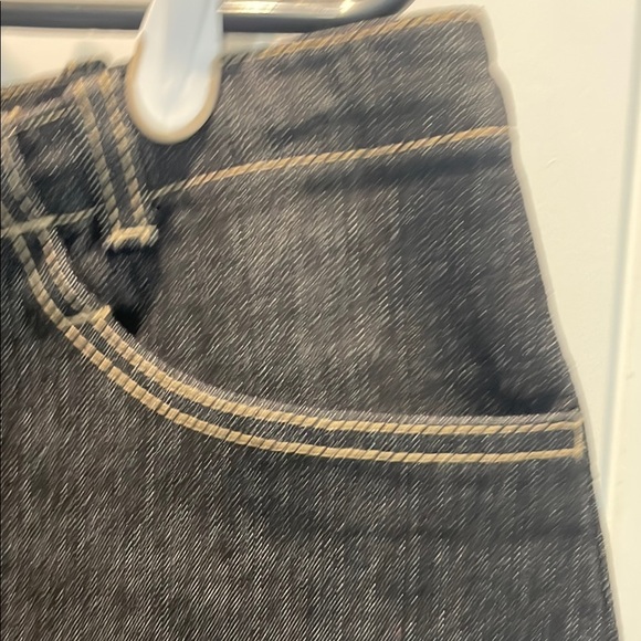 Black Denim Skirt with Fringed Hem👵MT - Picture 4 of 5